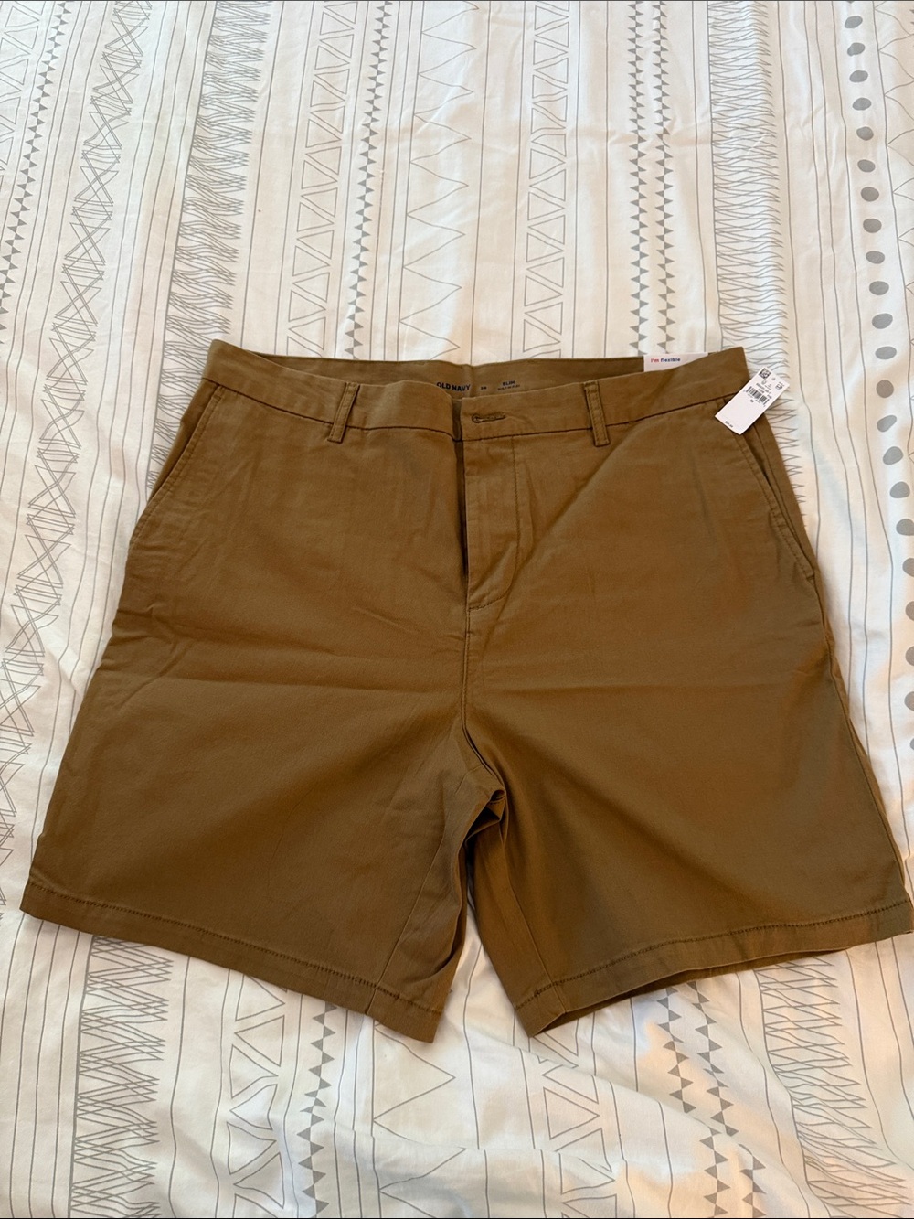 Old Navy Men’s Brown Flat-Front Chino Shorts